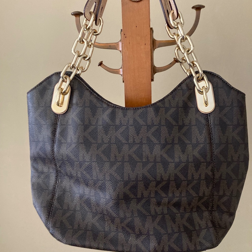 MICHAEL KORS SIGNATURE BROWN LEATHER GOLD CHAIN STRAP BAG